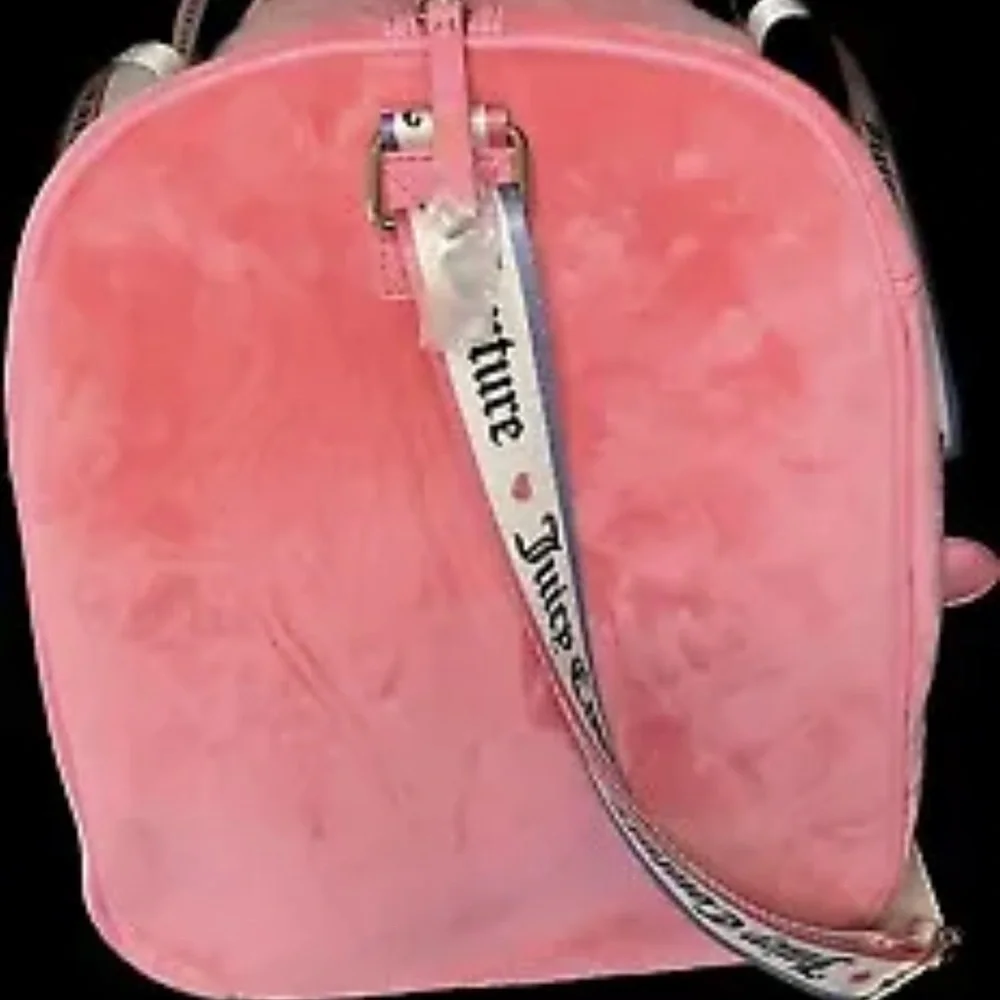 JUICY COUTURE NWT Duffel Bag Pink Velour Weekender Sold Out! - Picture 3 of 8